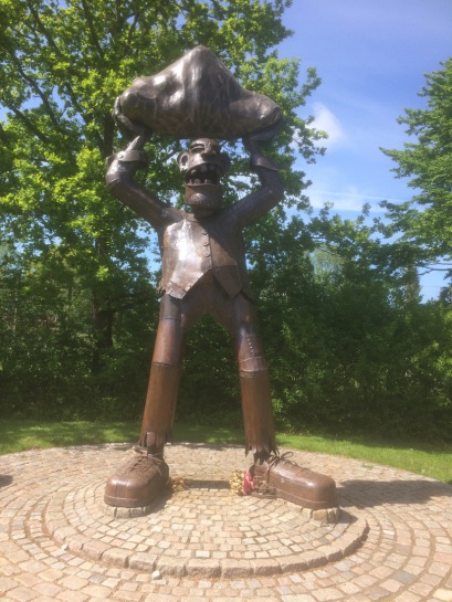 Skulptur - Der Riese von Ulsnis